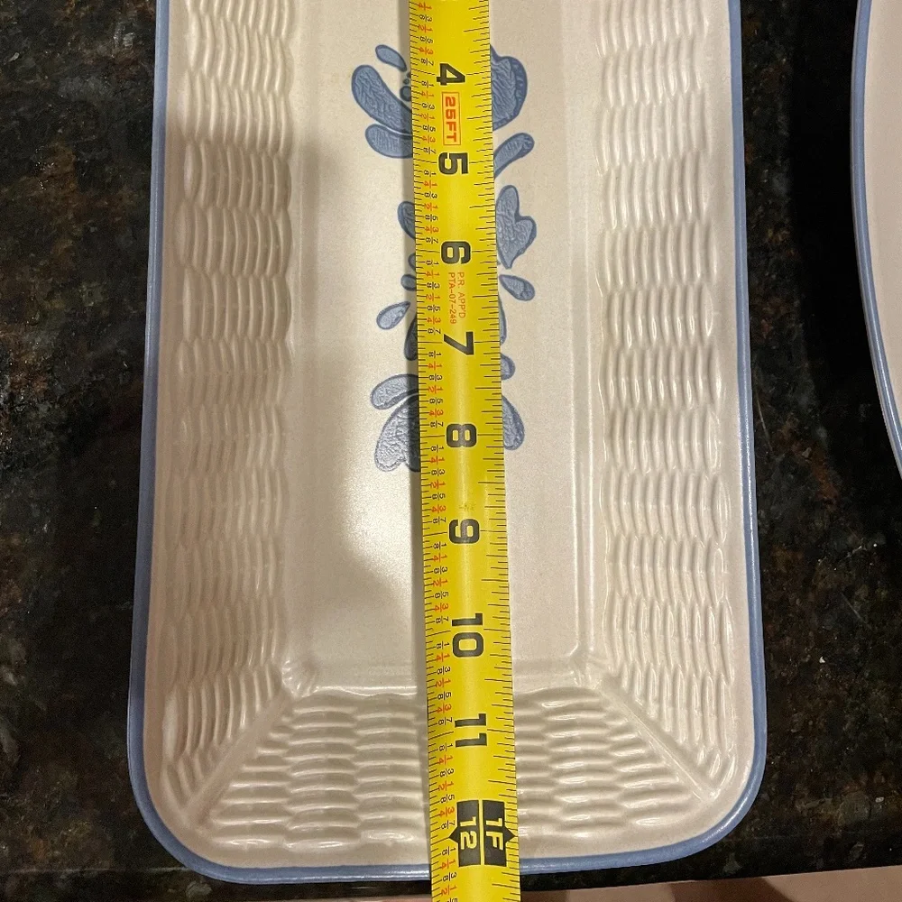 pfaltzgraff yorktowne bread plate